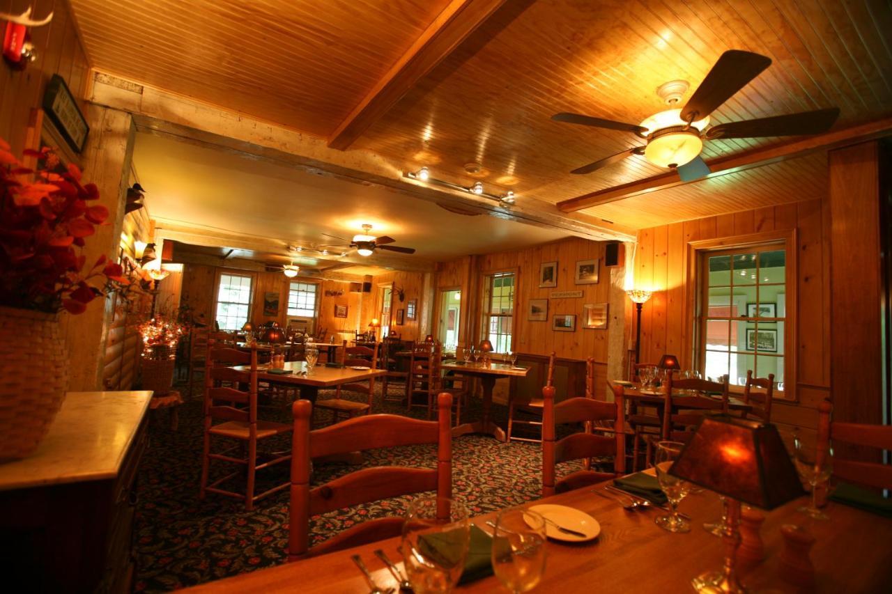Waybury Inn East Middlebury Екстериор снимка