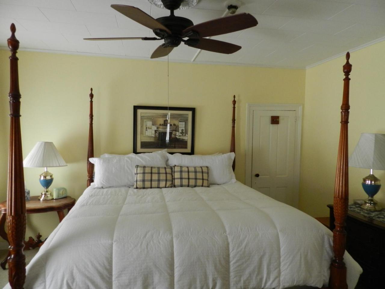 Waybury Inn East Middlebury Екстериор снимка